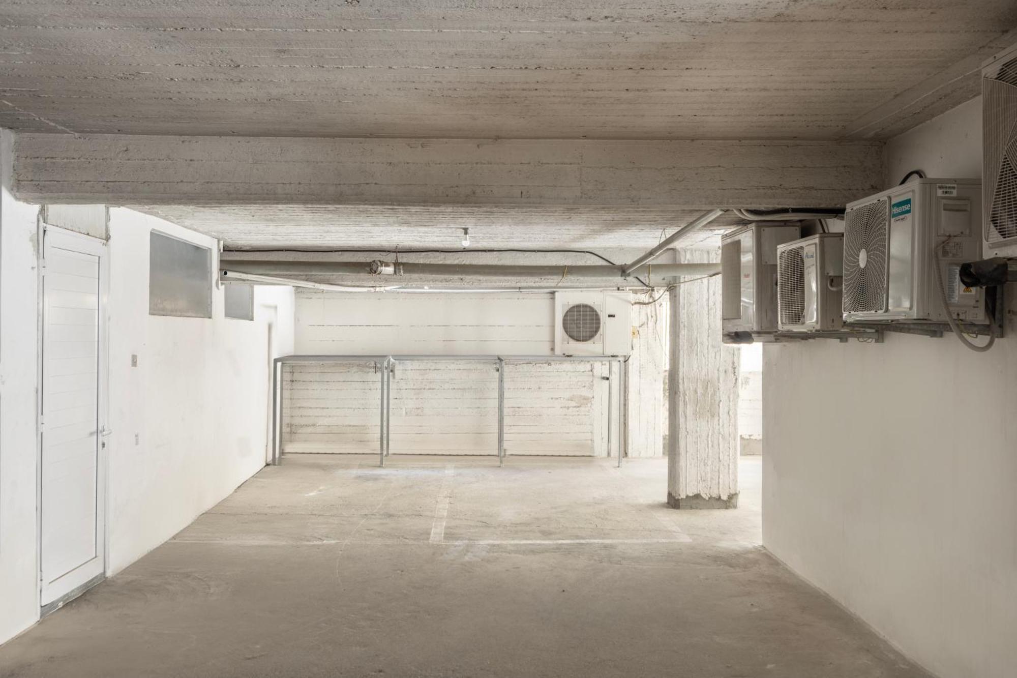 Appartamento Luxurious Bright & Stylish 2Br With Office In Nicosia Esterno foto
