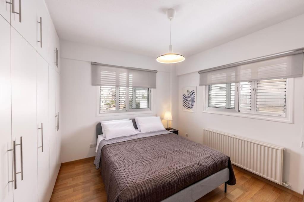 Appartamento Luxurious Bright & Stylish 2Br With Office In Nicosia Esterno foto